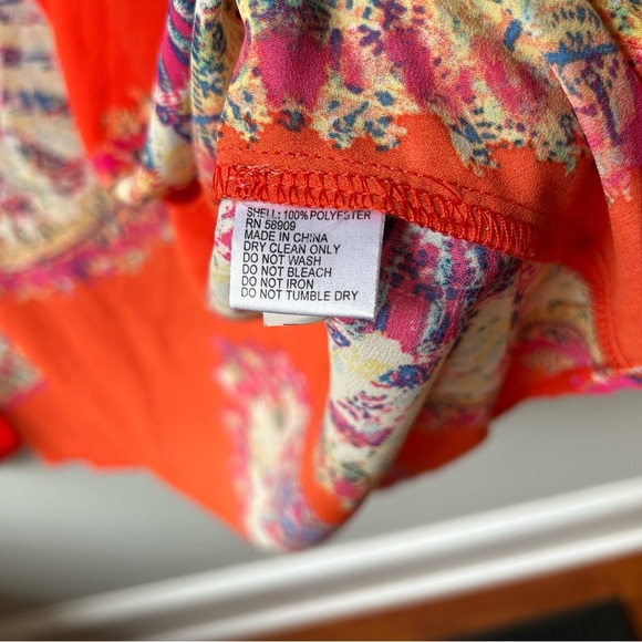 Gianni Bini red abstract medallion print kimono style cover up with pompom trim - Picture 6 of 7